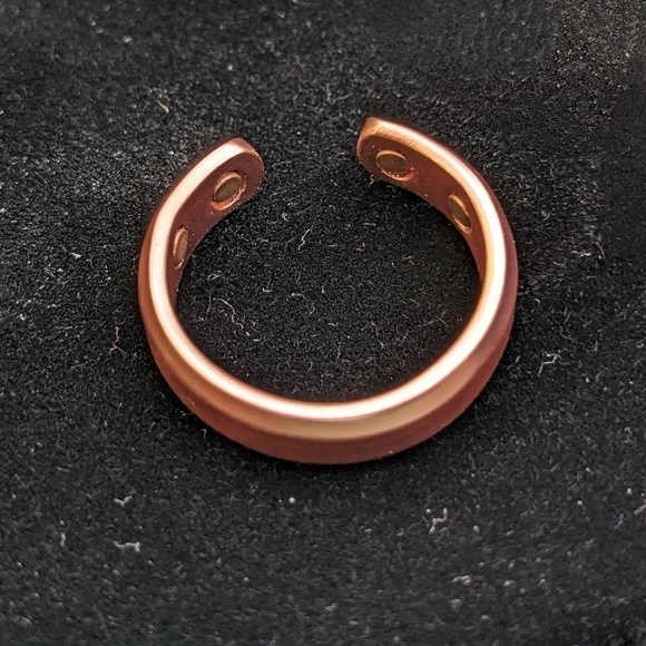 Copper Ring Therapy Arthritis Pain Relief Joint Pain 4-Magnetic Finger Cuff New - Picture 4 of 5